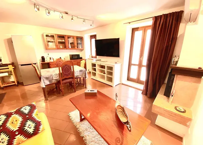 Alice Апартаменти *