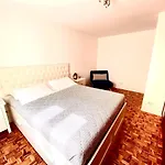 Alice Apartman Bardolino